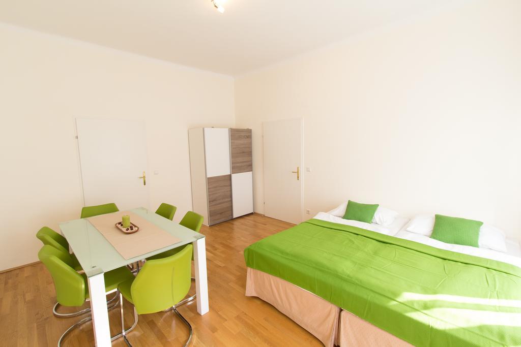 Checkvienna - Lassallestrasse Room photo