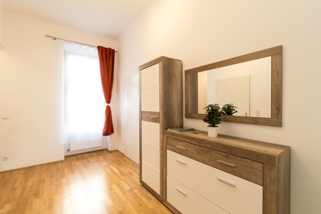 Checkvienna - Lassallestrasse Room photo